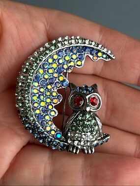 Vintage Butler and Wilson Swarovski Crystal Rare Commemorative Owl Moon Brooch